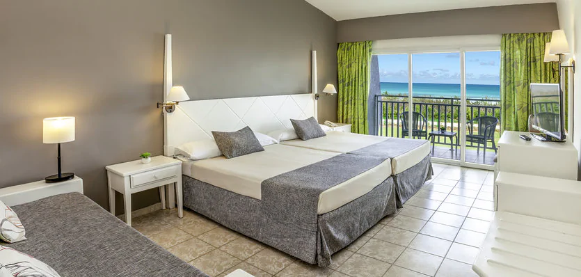 HABITACIÓN SUPERIOR VISTA MAR